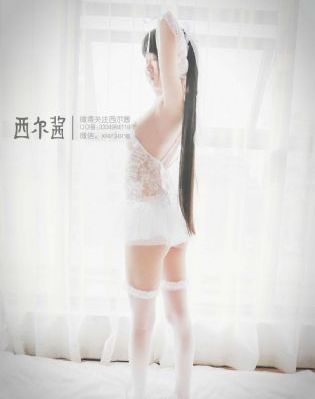对我而言可爱的她