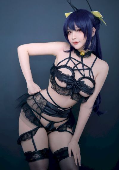 美丽的姑娘播放视频