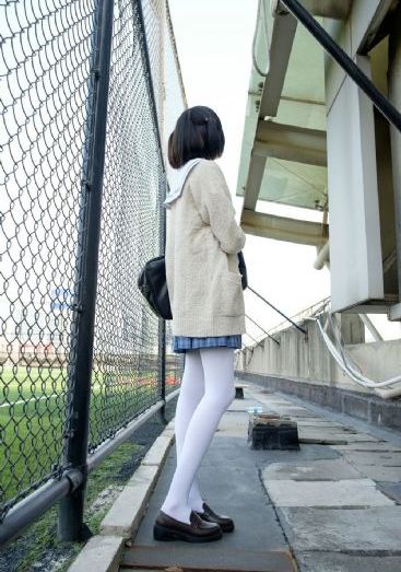 鲜花盛开的山村演员表