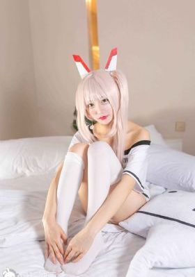美丽的小蜜蜂4娃娃脸