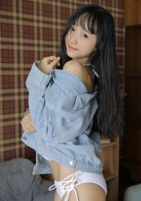 张百乔向小雪求婚